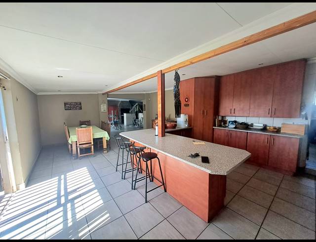 3 BEDROOM HOUSE FOR SALE IN DUNCANVILLE